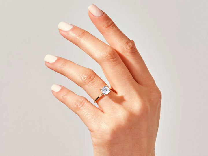 2.0CT Cushion Cut Solitaire Diamond Moissanite Engagement Ring