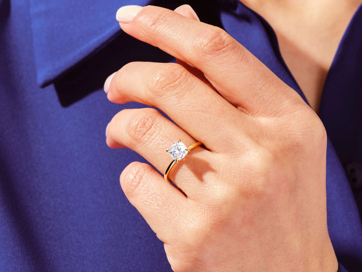 2.0CT Cushion Cut Solitaire Diamond Moissanite Engagement Ring