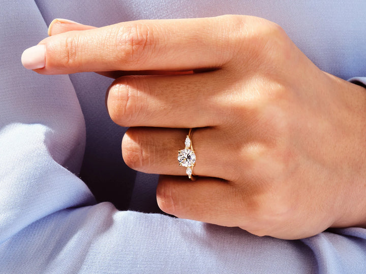 1.0CT Round & Marquise Diamond Three Stone Setting Moissanite Engagement Ring