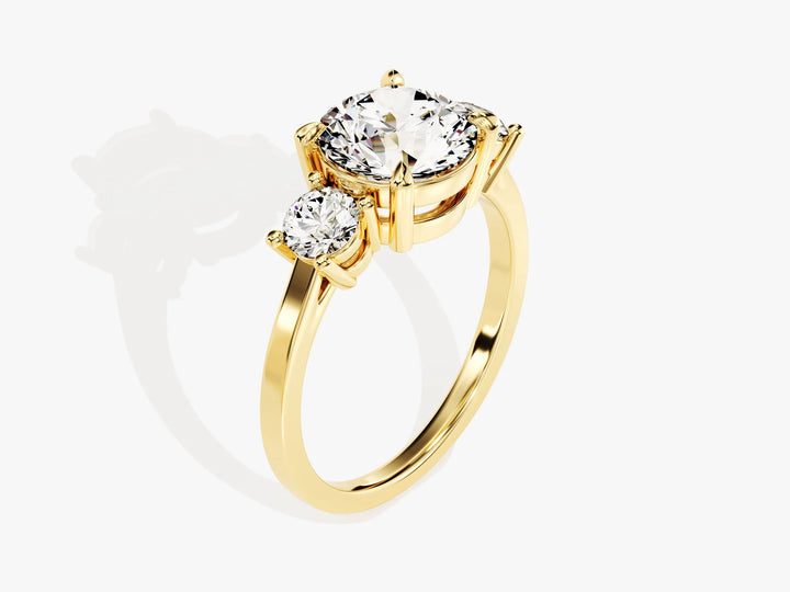 1.0CT Round Cut Diamond Three Stone Setting Moissanite Engagement Ring