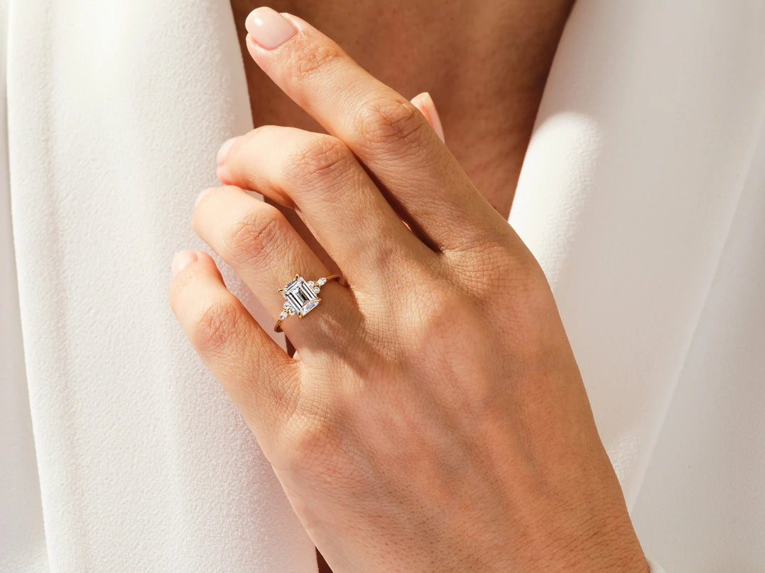 2.0CT Emerald Diamond Cluster Moissanite Engagement Ring