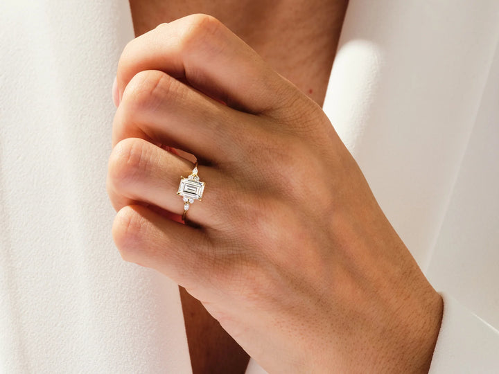 2.0CT Emerald Diamond Cluster Moissanite Engagement Ring