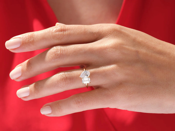 2.0CT Pear & Emerald Diamond Toi Et Moi Moissanite Engagement Ring