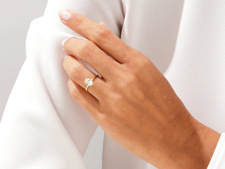 1.50CT Oval Diamond Knife Edge Solitaire Moissanite Engagement Ring