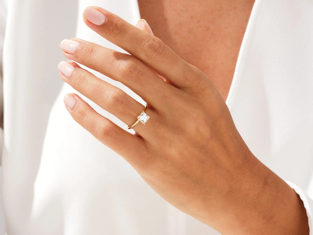 1.0CT Princess Diamond Knife Edge Solitaire Moissanite Engagement Ring