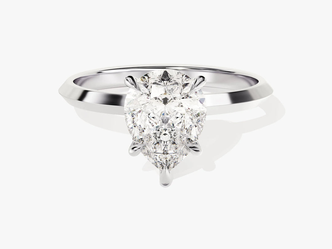 2.0CT Pear Diamond Kinfe Edge Solitaire Moissanite Engagement Ring