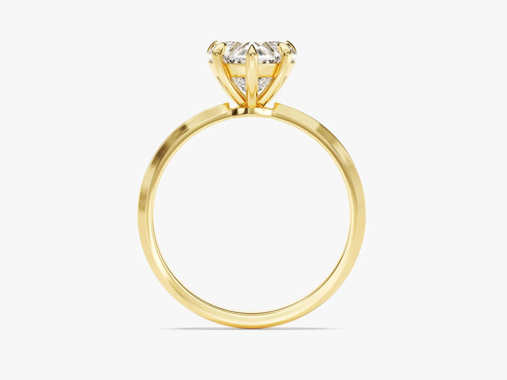 2.0CT Heart Diamond Kinfe Edge Solitaire Moissanite Engagement Ring