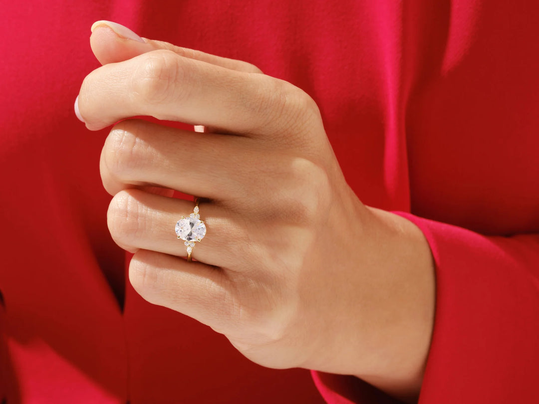 2.0CT Oval Diamond Cluster Setting Moissanite Engagement Ring