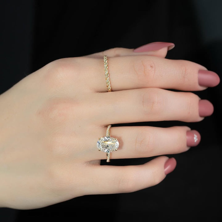 1.5-3.5 CT Oval  Lab Grown Diamond Twisted Pave Setting Engagement Ring