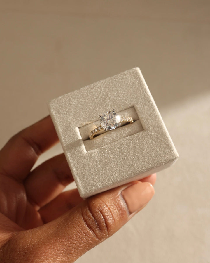 1.0 CT Round Brilliant Pave Setting Moissanite Engagement Ring