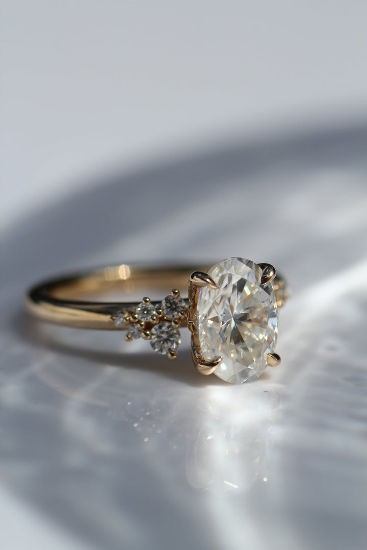 1.50-3.50  CT Oval Diamond Solitaire Engagement Ring