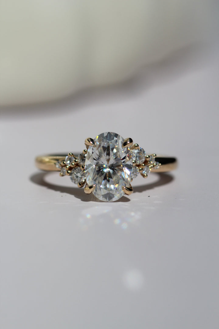 1.50-3.50  CT Oval Diamond Solitaire Engagement Ring
