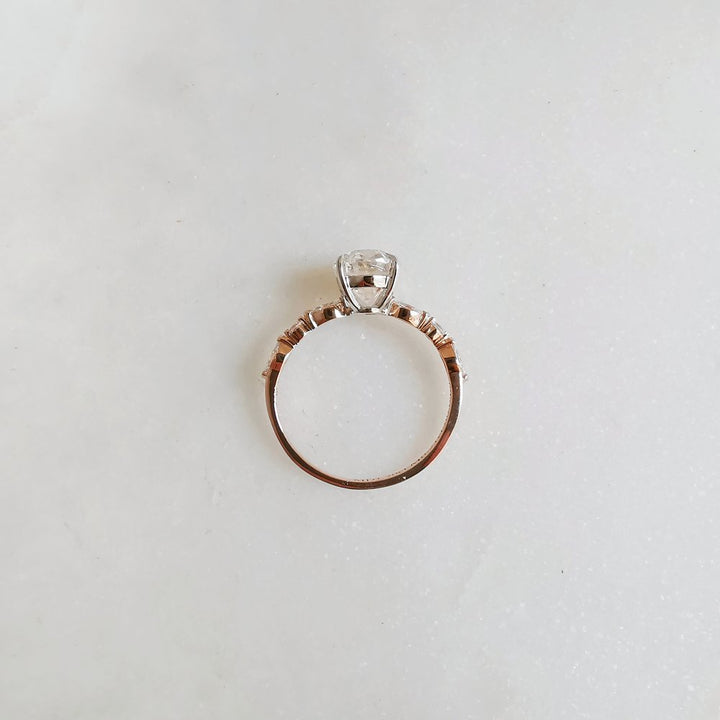 1-70-ct-oval-shaped-moissanite-solitaire-engagement-ring