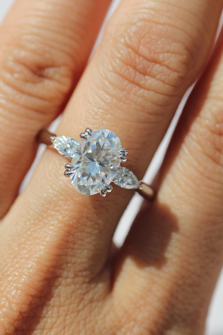 1.50-3.50 CT Oval Diamond Three Stone Engagement Ring