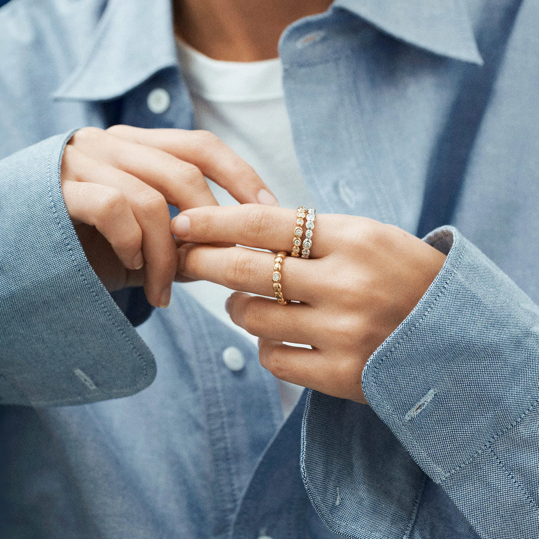 Round Diamond Solitaire Unique Moissanite Wedding Band