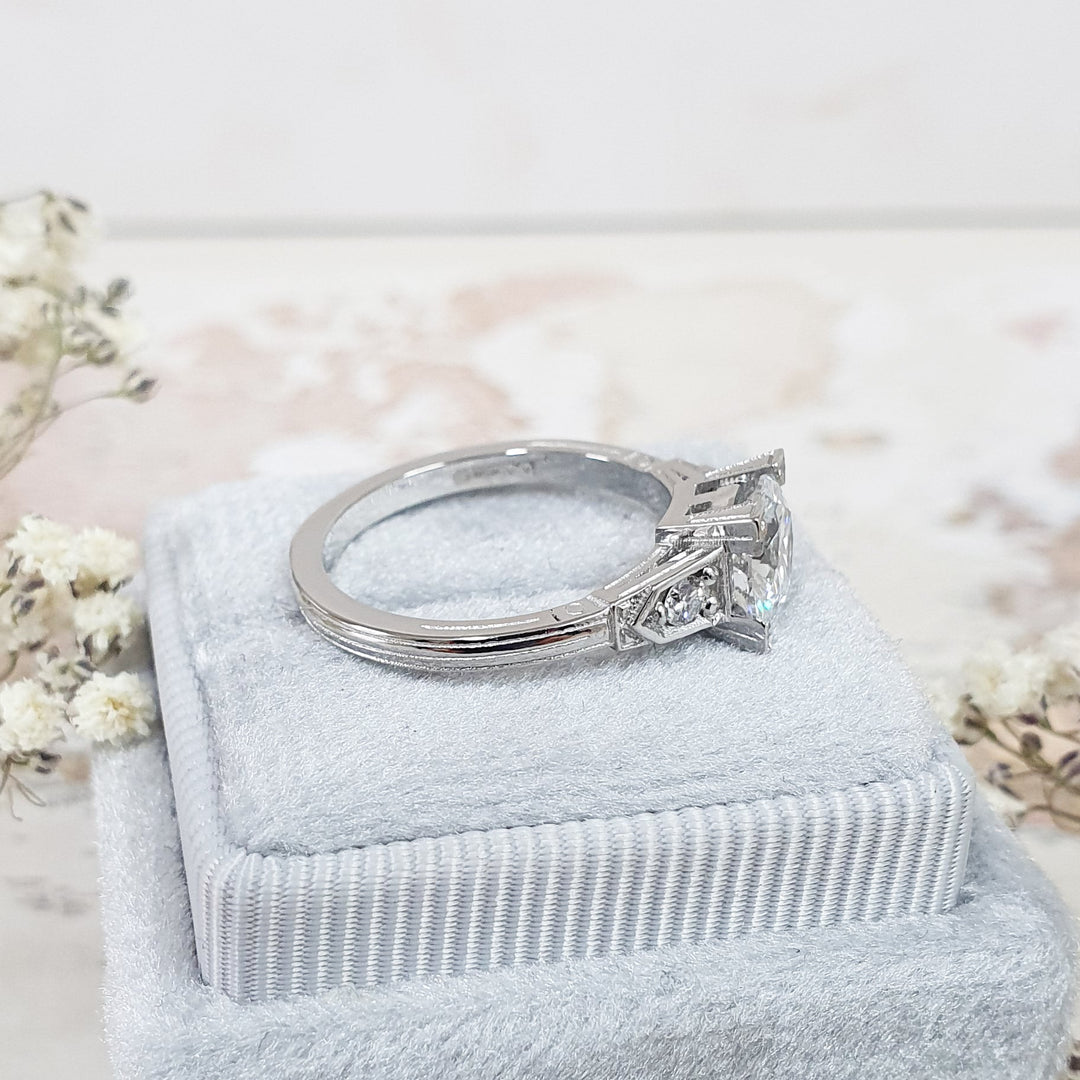 1.0-3.0 CT Round Cut Three Stone Lab Grown Diamond Engagement Ring