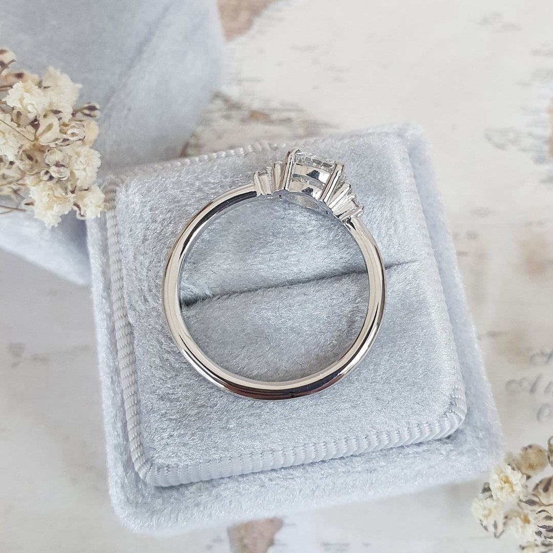 1.0-3.0  CT Round Cut Five Stone Lab Grown Diamond Engagement Ring