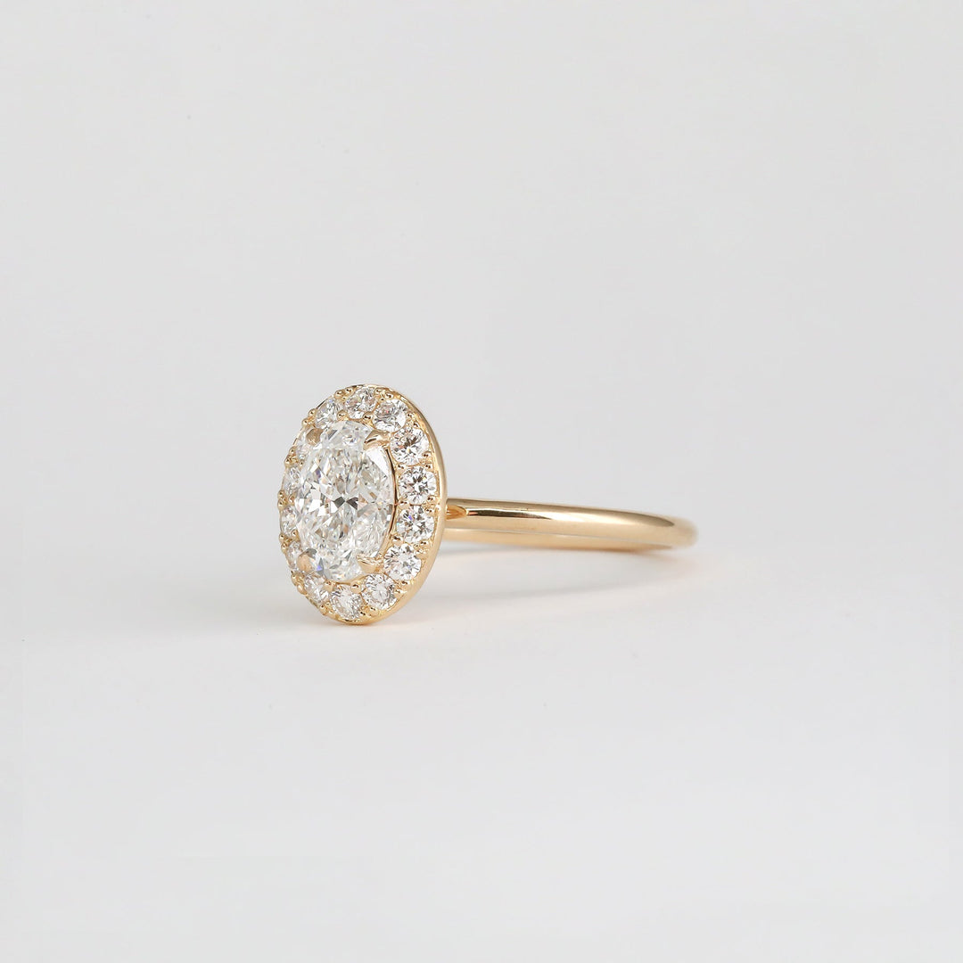 1.0 -3.0  CT Oval  Lab Grown Diamond Halo Engagement ring