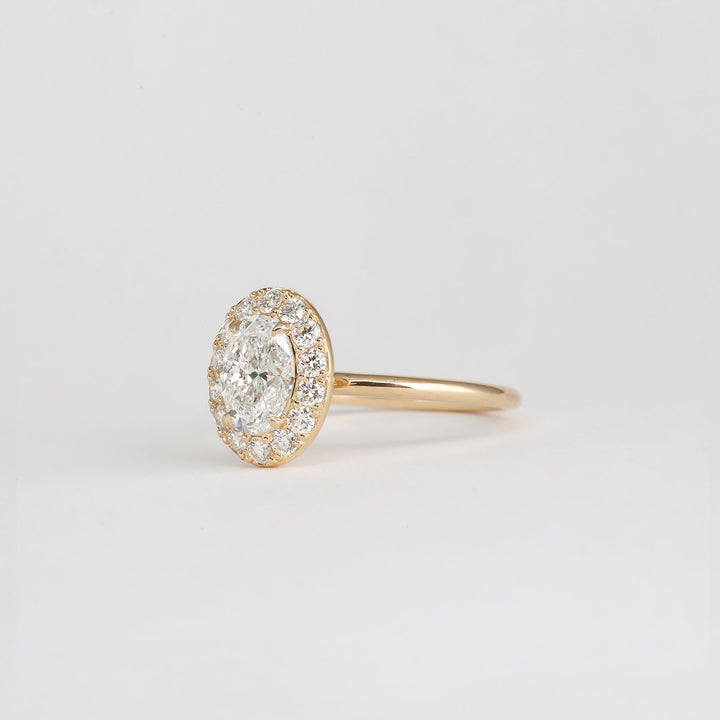 1.0 -3.0  CT Oval  Lab Grown Diamond Halo Engagement ring