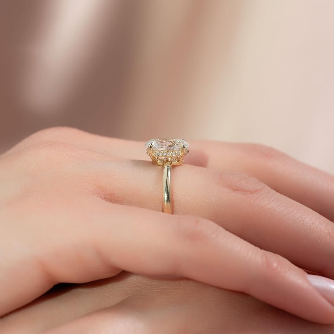 2.0-4.0 CT Oval Cut Pave IGI Certified Lab Grown Diamond Engagement Ring