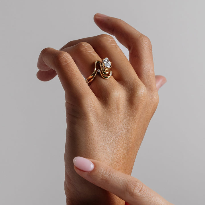 0.11 TCW Round Lab Grown Diamond Curved Wedding Band