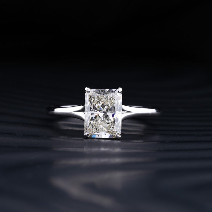 2.0 CT Radiant Cut Moissanite Solitaire Engagement Ring