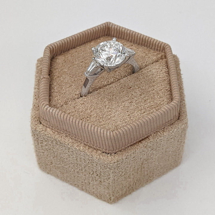 1.50-3.25 CT Round Diamond Three Stones Engagement Ring