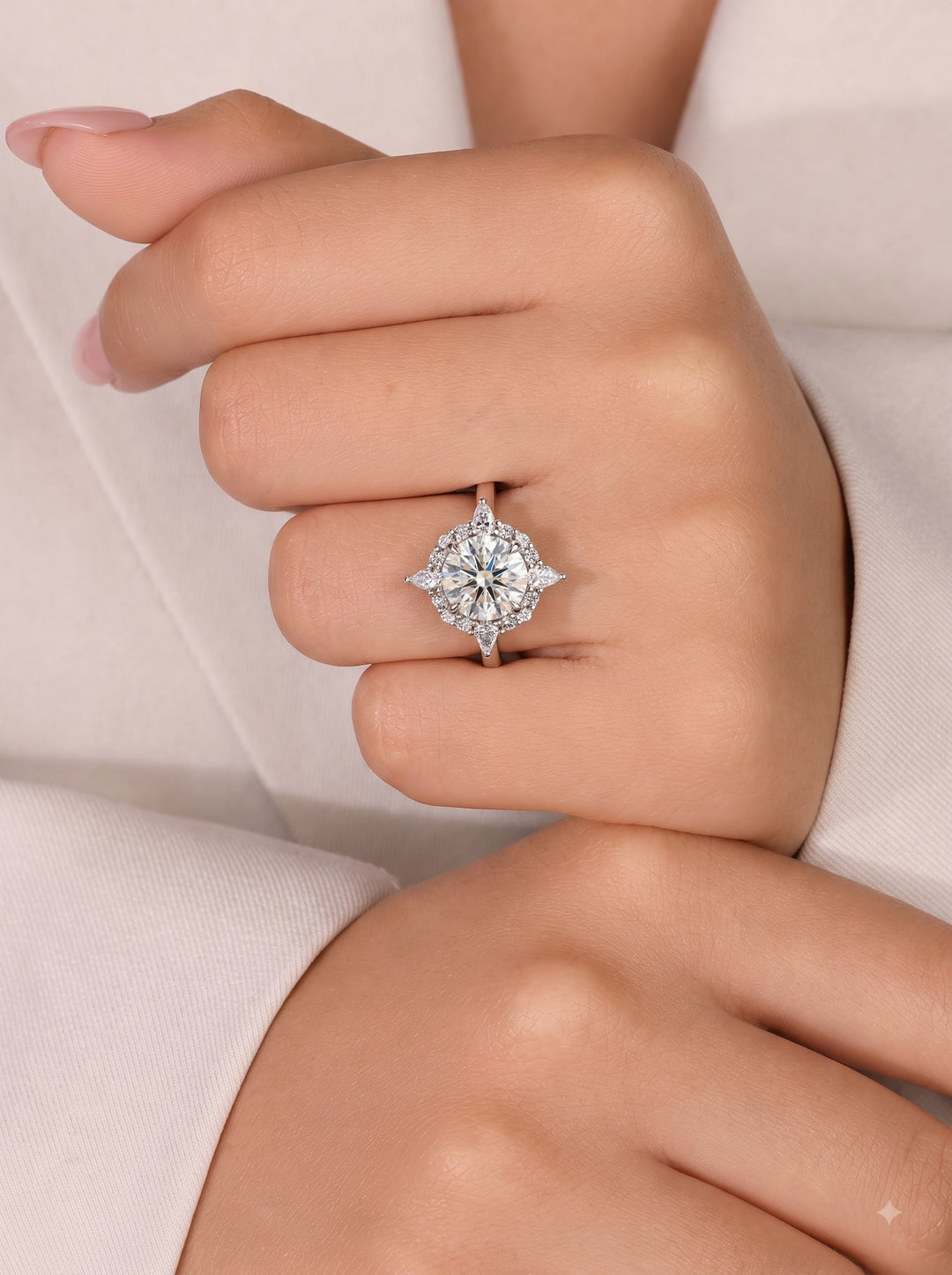 1.0CT Round Diamond Statement Halo Engagement Ring