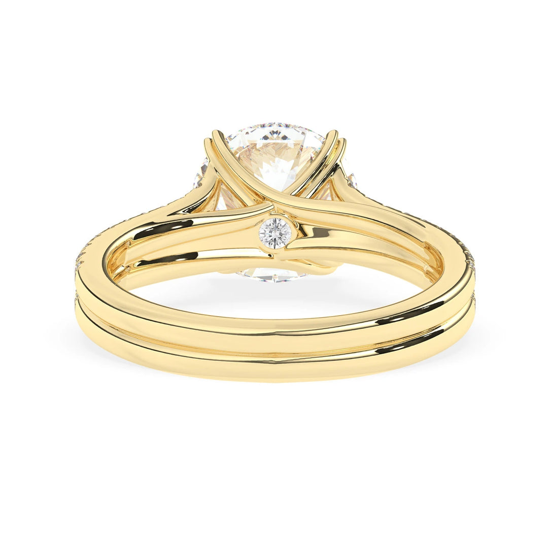 2.0 CT Round Cut Split Shank Moissanite Engagement Ring