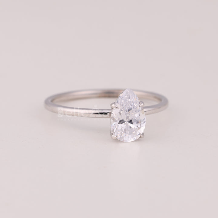 1.0Cut Pear Cut Diamond Hidden Halo Engagement Ring