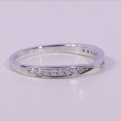 Round Cut Diamond Pinched Style Moissanite Wedding Band
