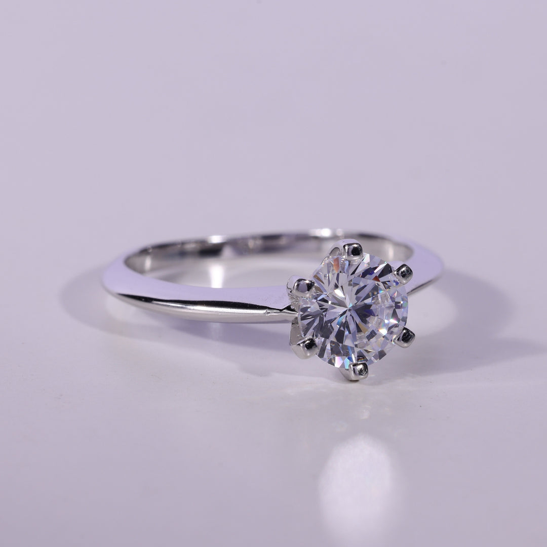 0.75CT Round Cut Solitaire Moissanite Engagement Ring