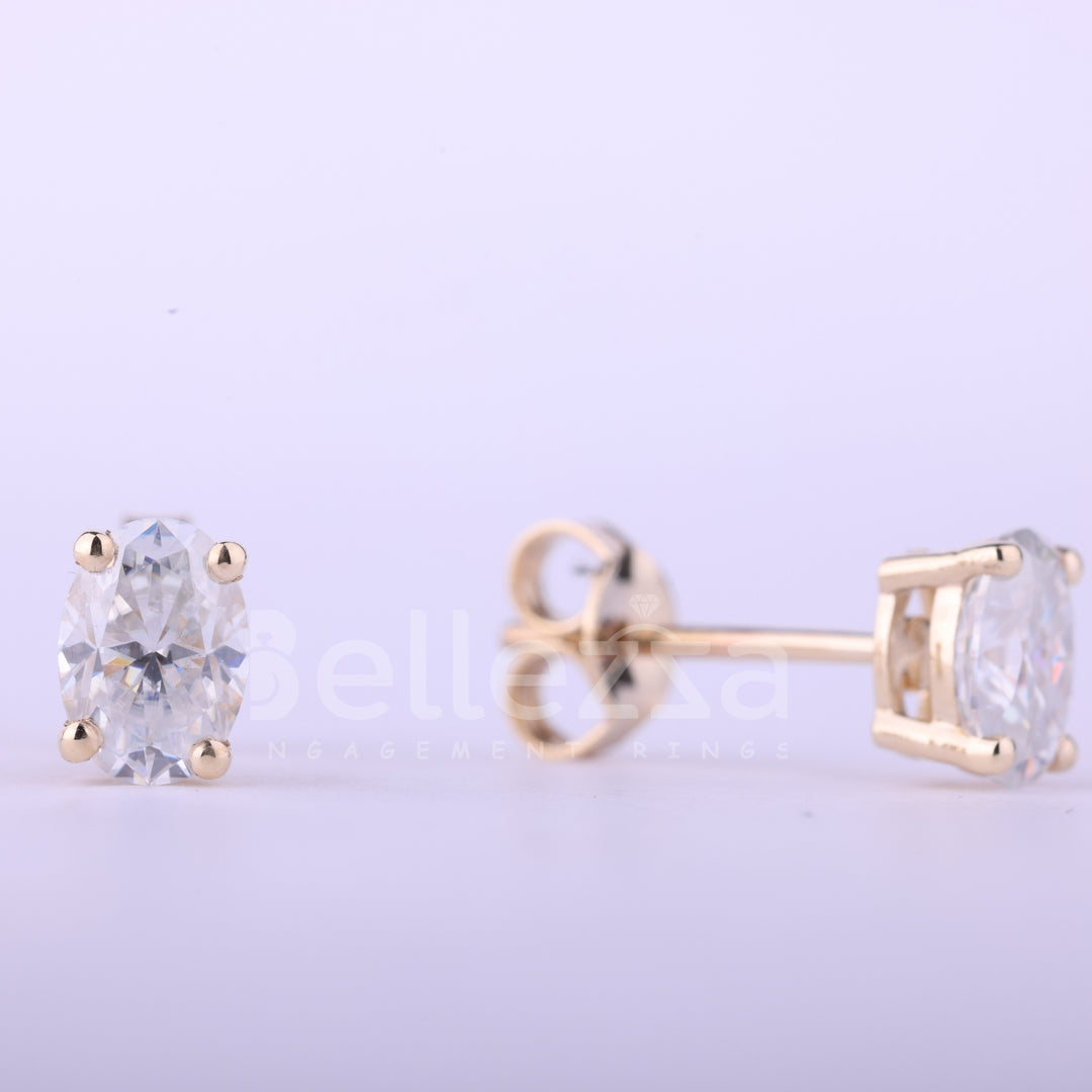 2.0CTW Oval Cut Diamond Solitaire Moissanite Stud Earrings