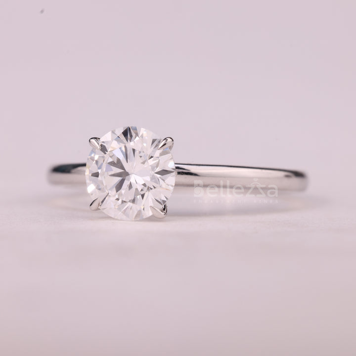 0.75CT Round Cut Solitaire Moissanite Engagement Ring