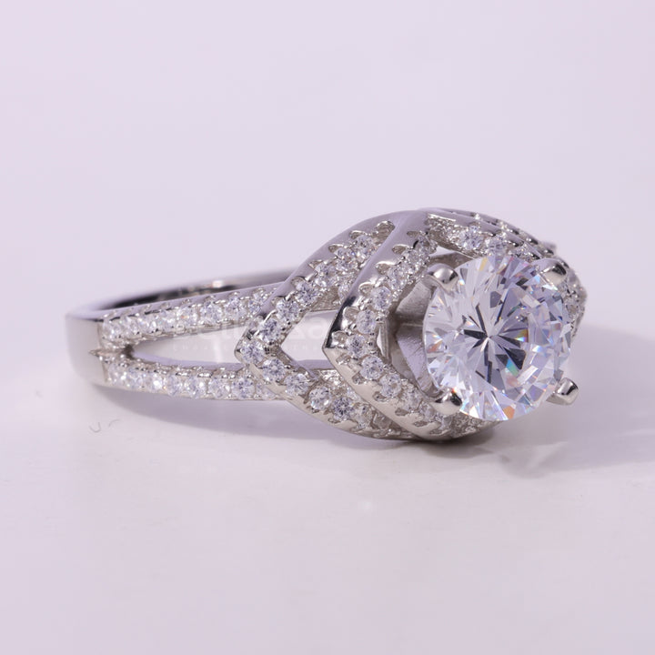 1.0CT Round Cut Cluster Diamond Moissanite Engagement Ring