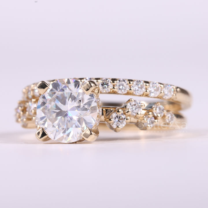 1.0CT Round Cut Cluster Diamond Moissanite Engagement Ring Set