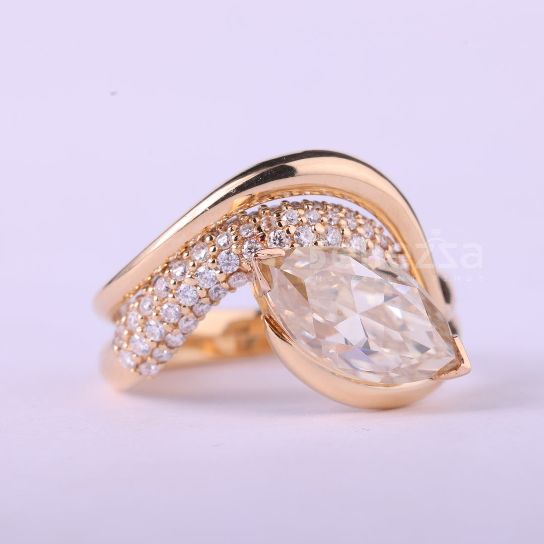 1.50CT East-West Marquise Cut Curved Moissanite Bridal Ring Set