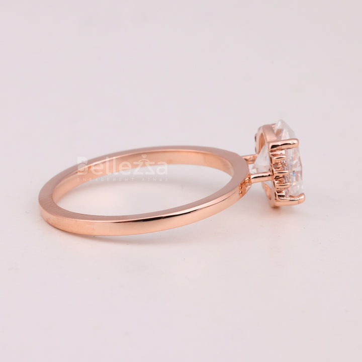 1.50CT Oval Cut Cluster Diamond Moissanite Engagement Ring For Her