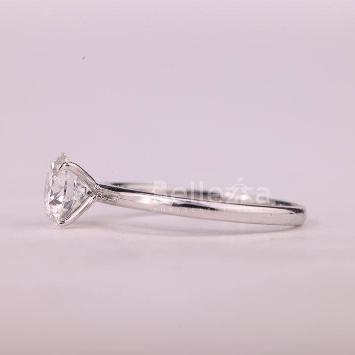 0.75CT Round Cut Solitaire Moissanite Engagement Ring