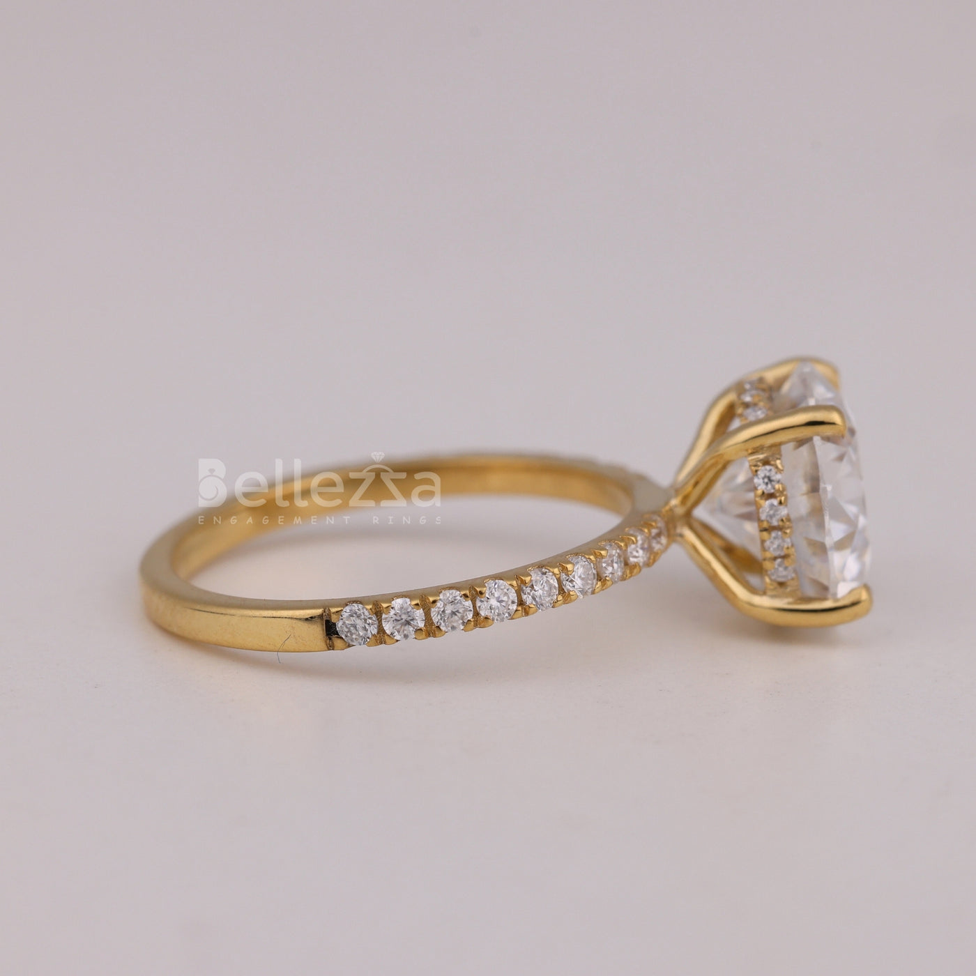 1.0CT Round Cut Diamond Pave Setting Moissanite Engagement Ring