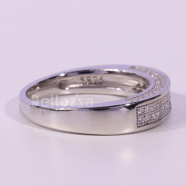 Round Cut Miscro Pave Setting Moissanite Wedding Band