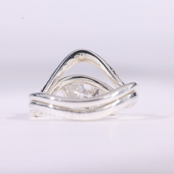 2.0CT East-West Marquise Cut Curved Moissanite Bridal Ring Set