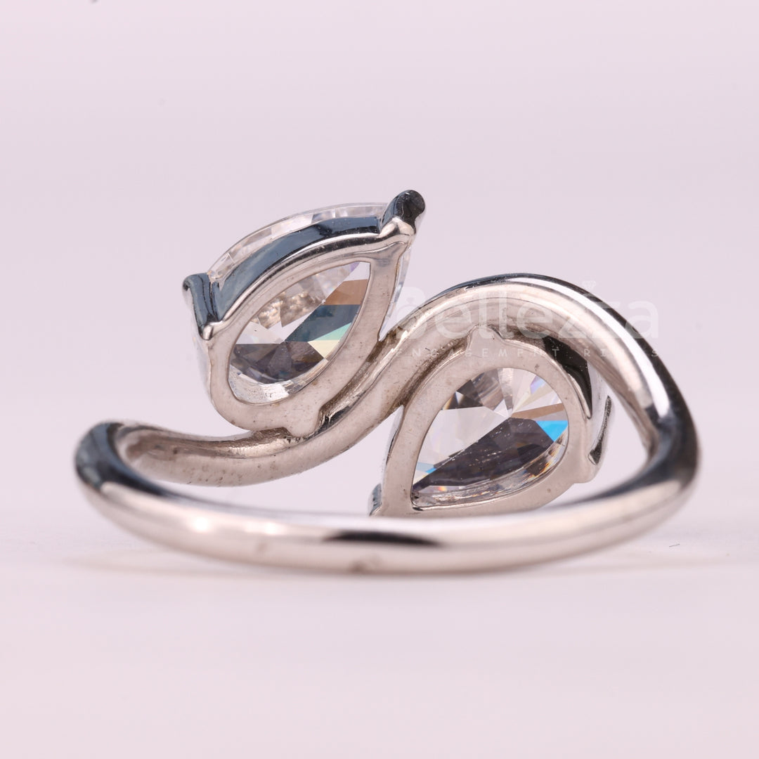 1.0CTW Pear Cut Alternative Curved Moissanite Toi Et Moi Engagement Ring