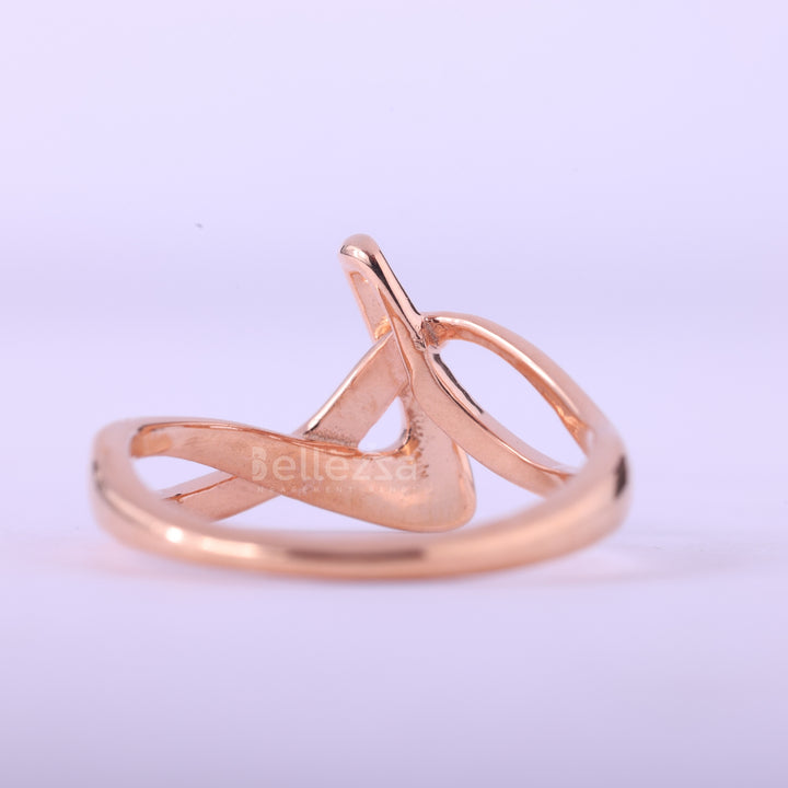 18K Solid Gold Freeform Unique Plain Wedding Ring