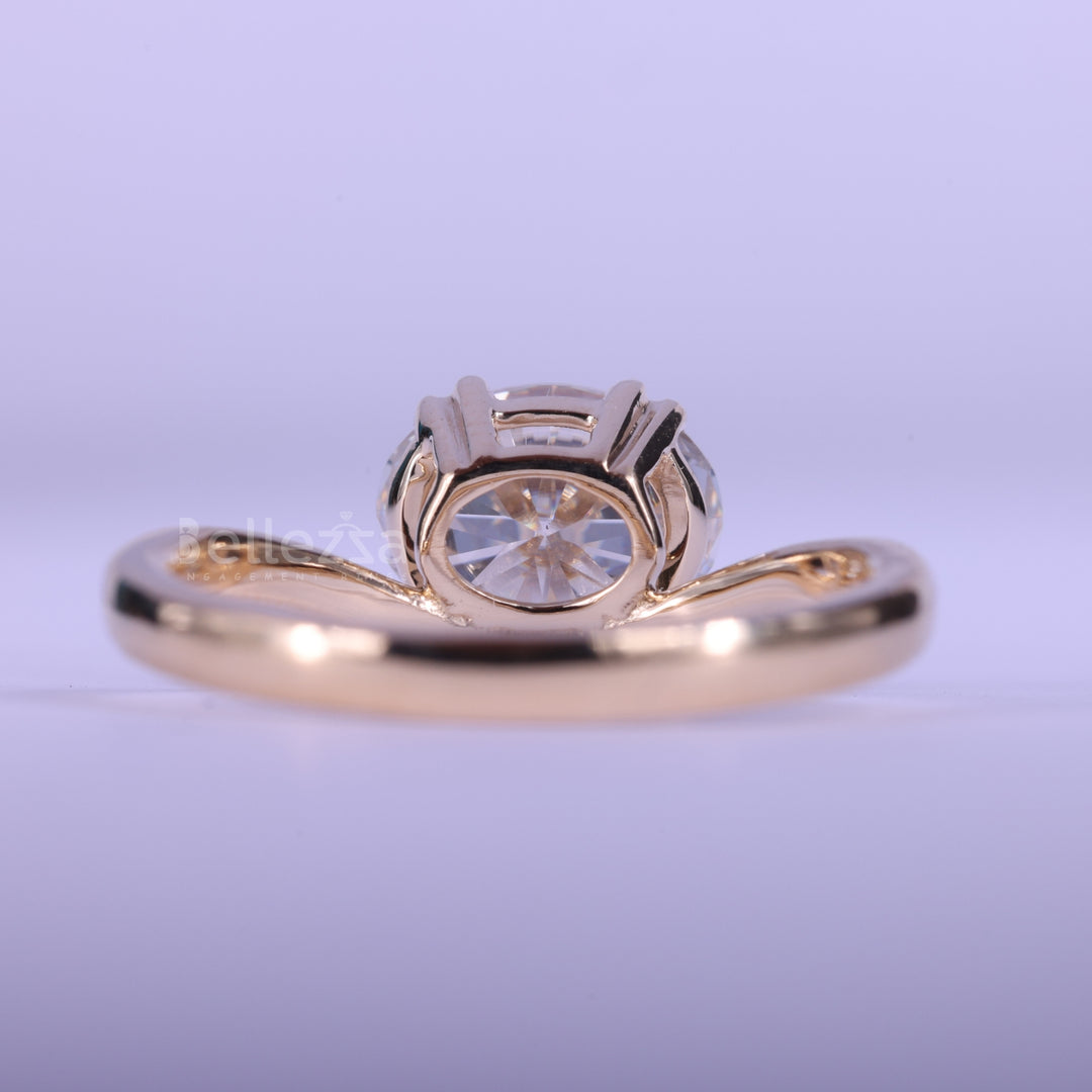 1.50CT East-West Oval Cut Curved Moissanite Engagement Ring
