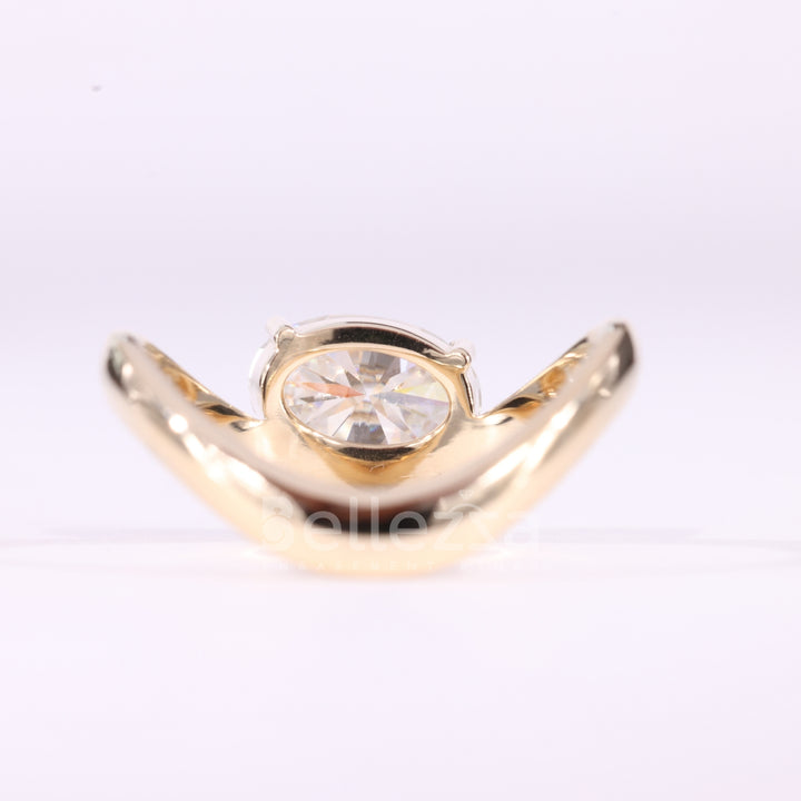 1.50CT East-West Oval Cut Curved Moissanite Solitaire Engagement Ring
