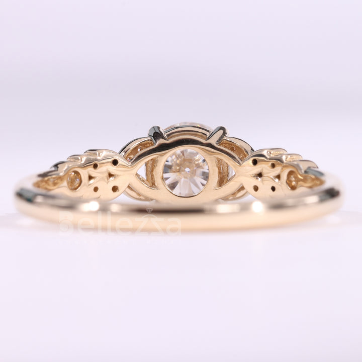 1.0CT Round Cut Cluster Diamond Moissanite Vintage Inspired Ring