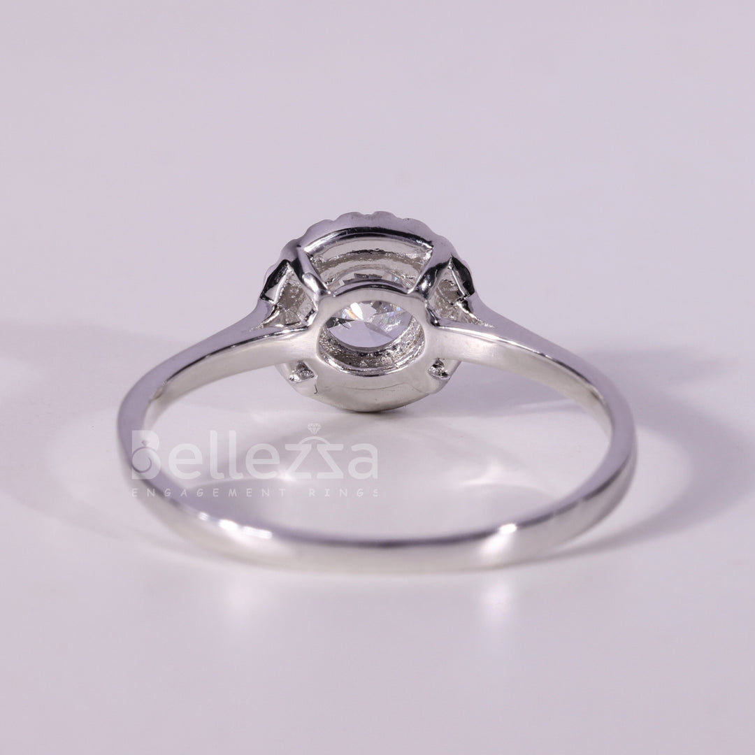 0.50CT Round Cut Diamond Halo Setting Moissanite Engagement Ring