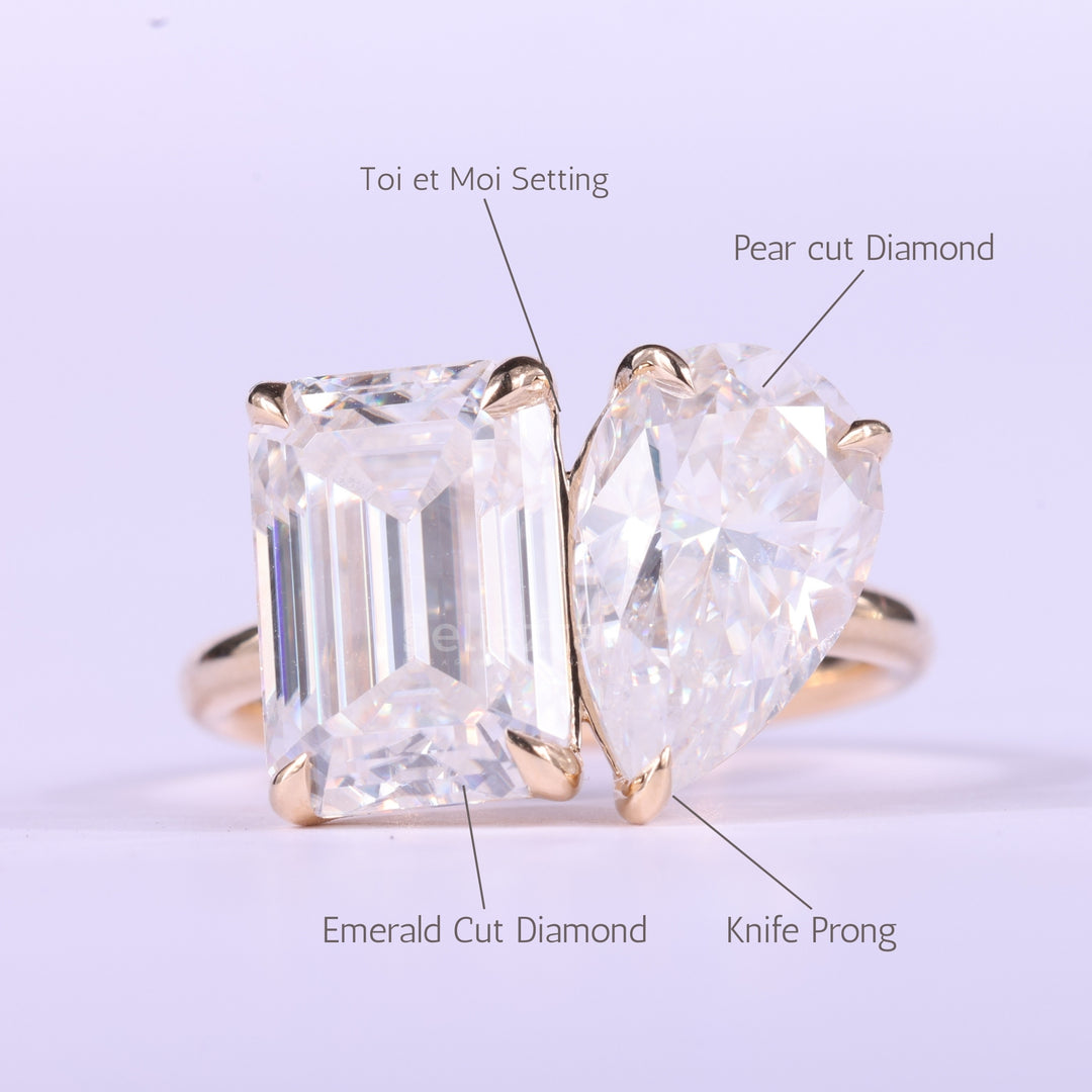 2.0CTW Emerald & Pear Cut Toi Et Moi Moissanite Engagement Ring