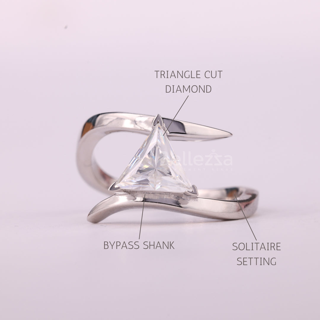 1.0CT Triangle Cut Diamond Unique Solitaore Engagement Ring